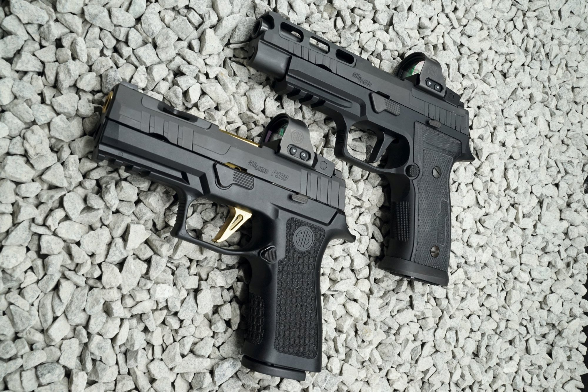 SIG Sauer P320 AXG Pro and XCarry Spectre models